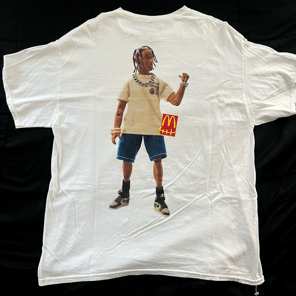 Travis scott x Mcdonalds size large